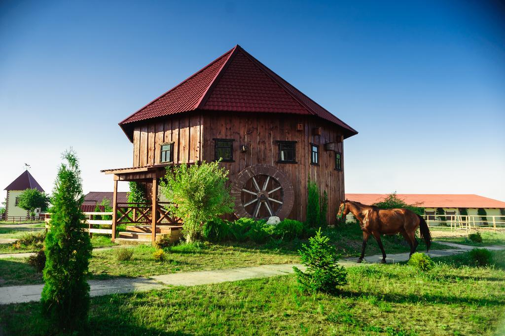 Hotel Zolota Pidkova Козлин Екстер'єр фото